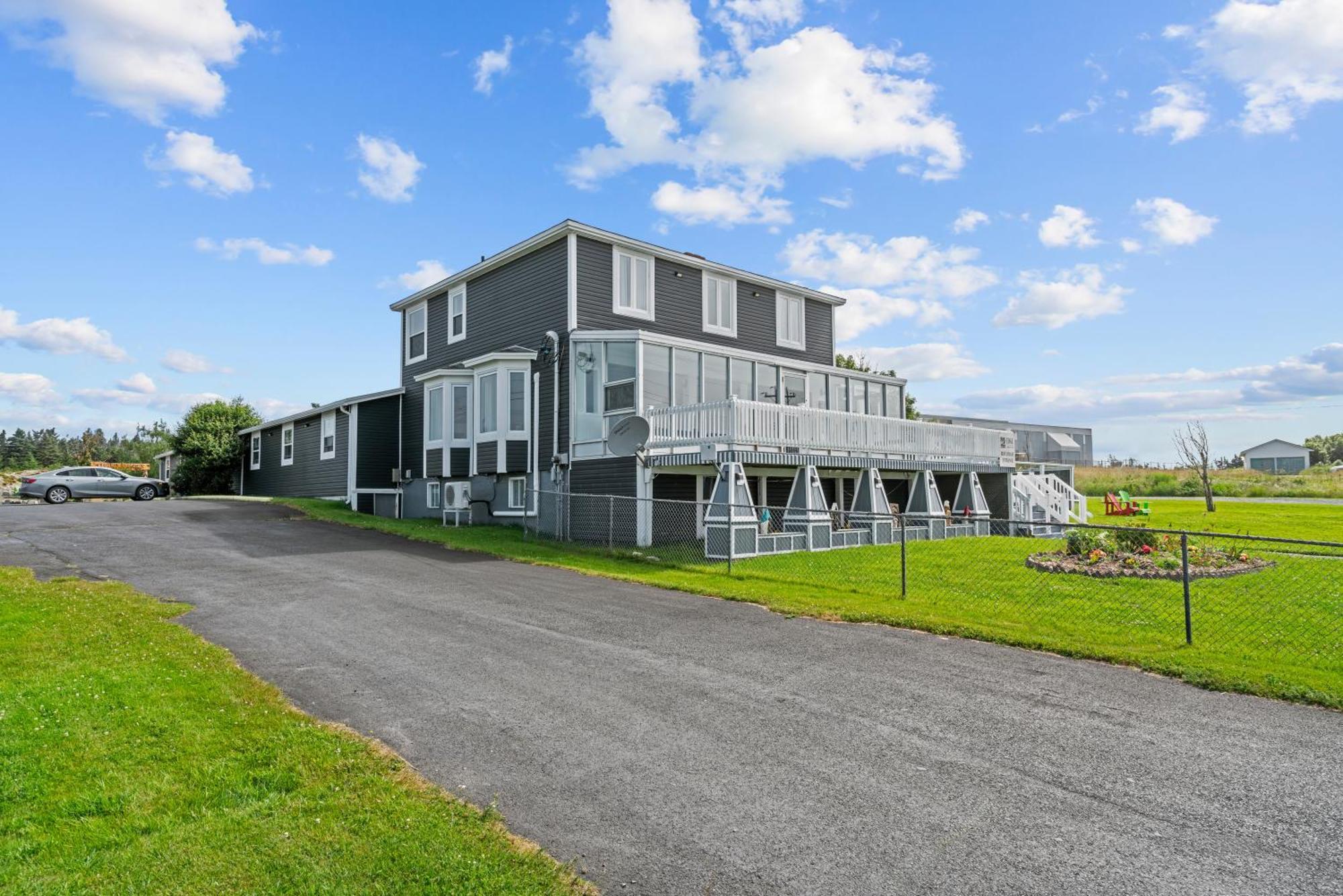Edge Of The Avalon Inn Trepassey 외부 사진